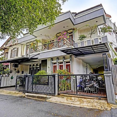 Spot On 91482 Sentosa Home Бандунг Екстериор снимка