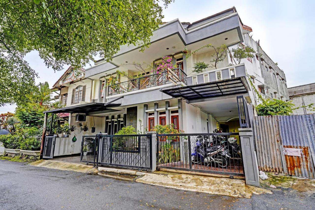 Spot On 91482 Sentosa Home Бандунг Екстериор снимка
